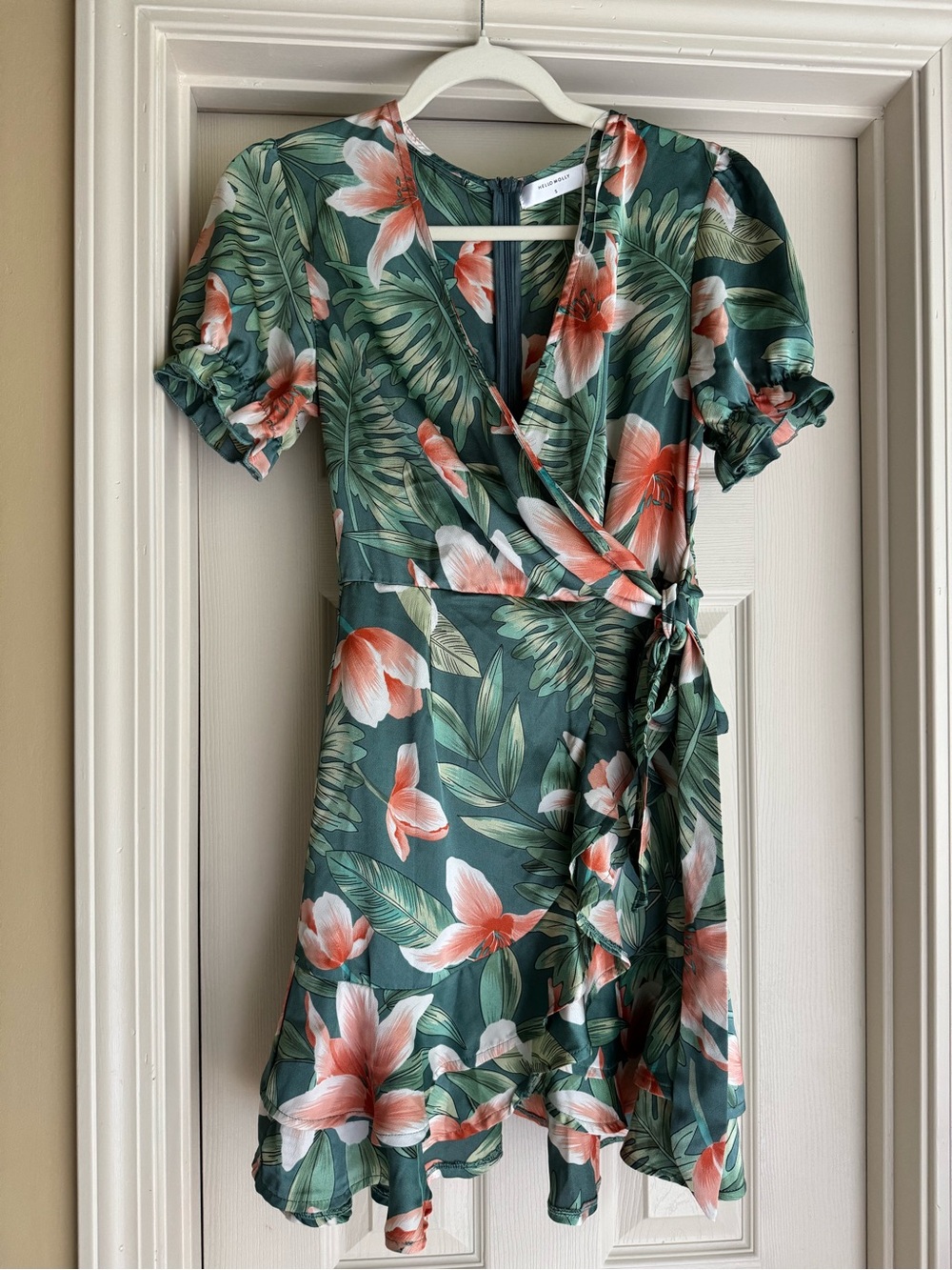 Hello Molly tropical Faux Wrap mini dress Size Small